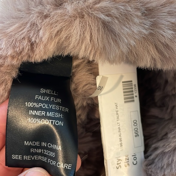 Love Token Beanie - Picture 3 of 6